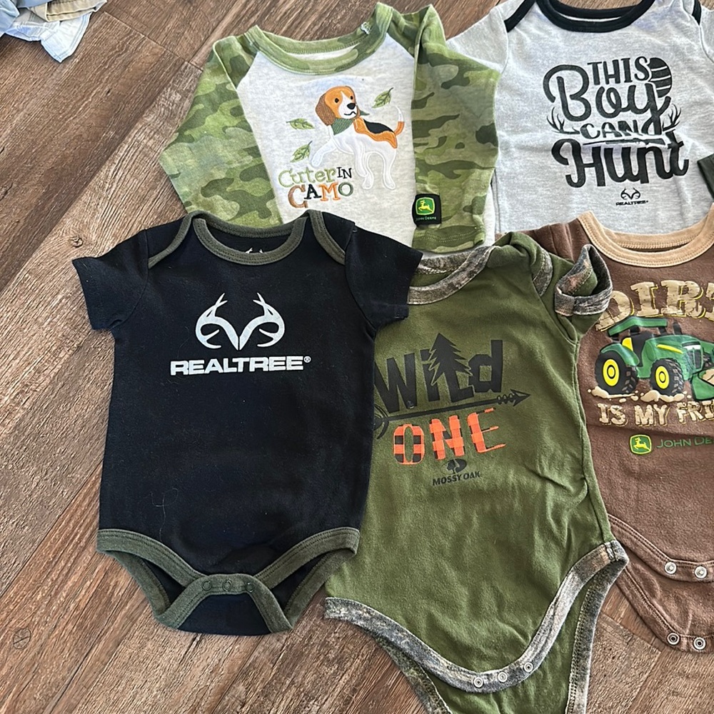 6 boys onesies. All 6-9 months.